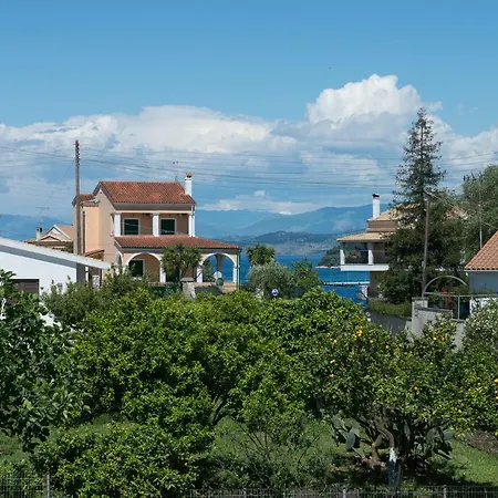 The Jks Apartmán Mantouki